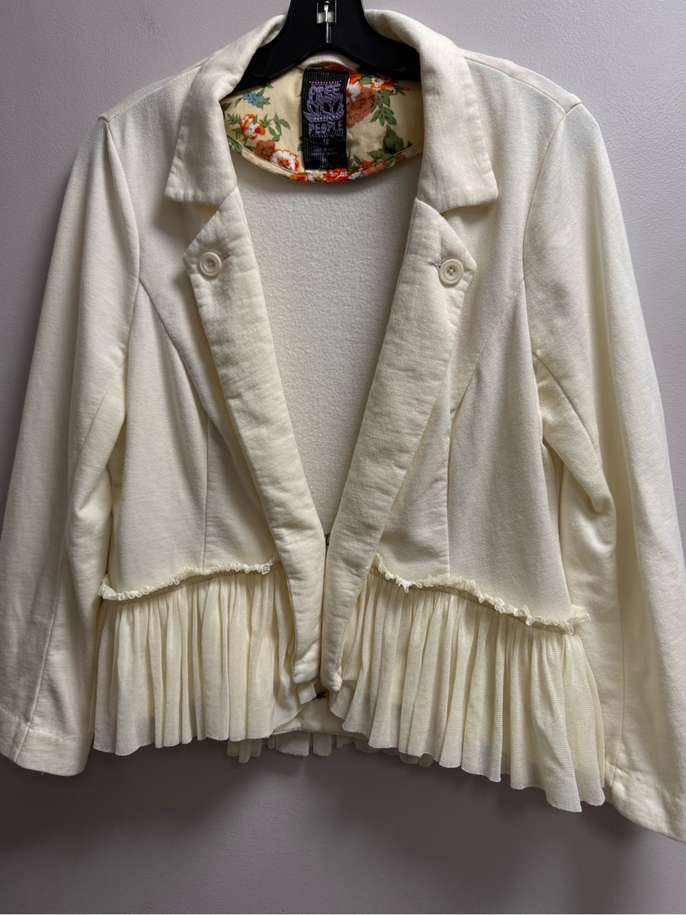 Like New Free People Ivory Ruffle-Peplum Cropped Blazer Women’s 12 (Narrow Fit)
